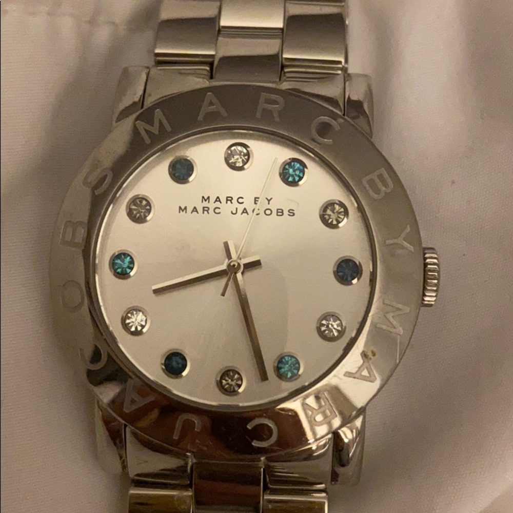 Watch - Picture 4 of 4